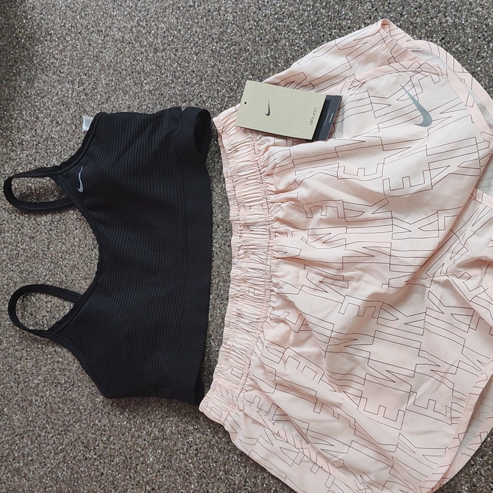 Nwt 2pc Nike set